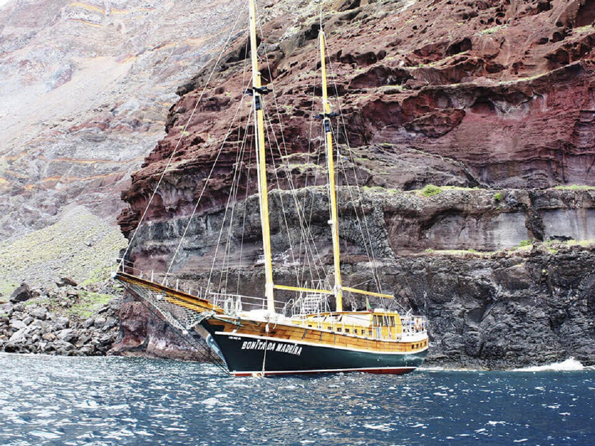 Bonita da Madeira boat